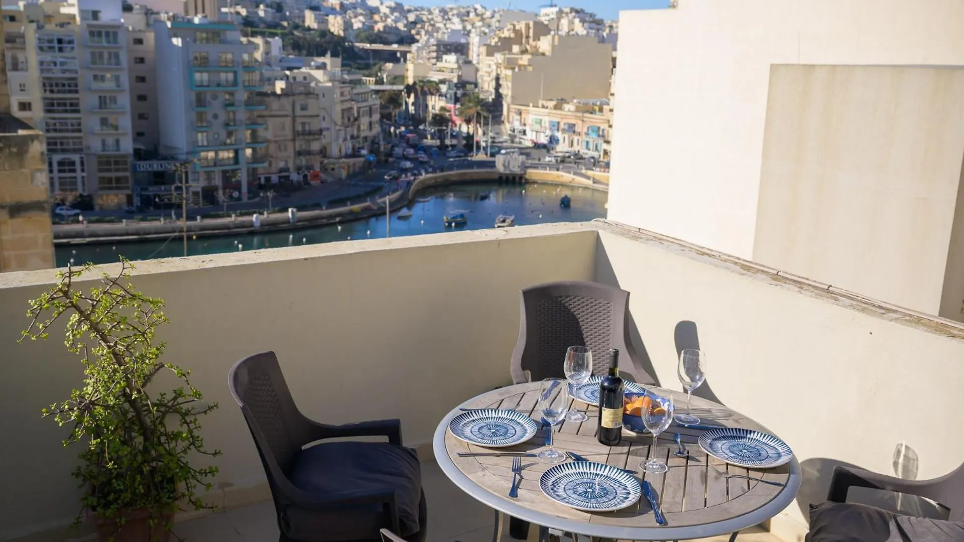 Stylish Saint Julians 1 Bedroom Penthouse With Terrace In The City Centre With Seaview Malta